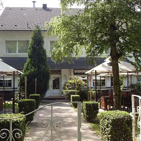 Am Stadion מלון 2*