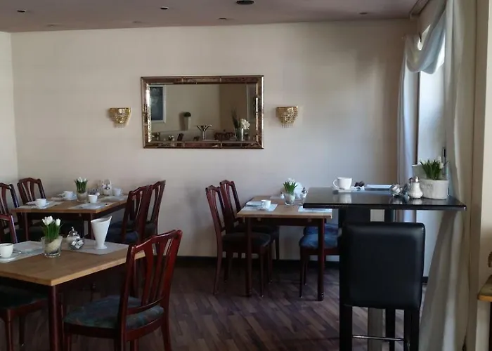 Am Stadion מלון דיסבורג